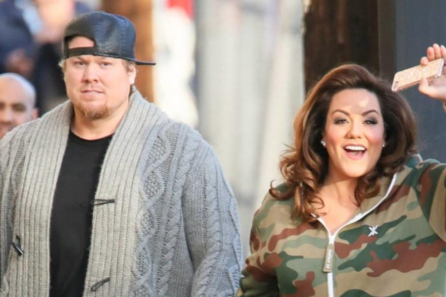 Katy Mixon Net Worth: Bio, Age, Height, Family, Husband, and More