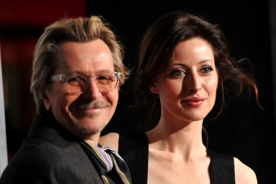 Gary Oldman: Bio, Age, Height, Family, Wife, Net Worth & More